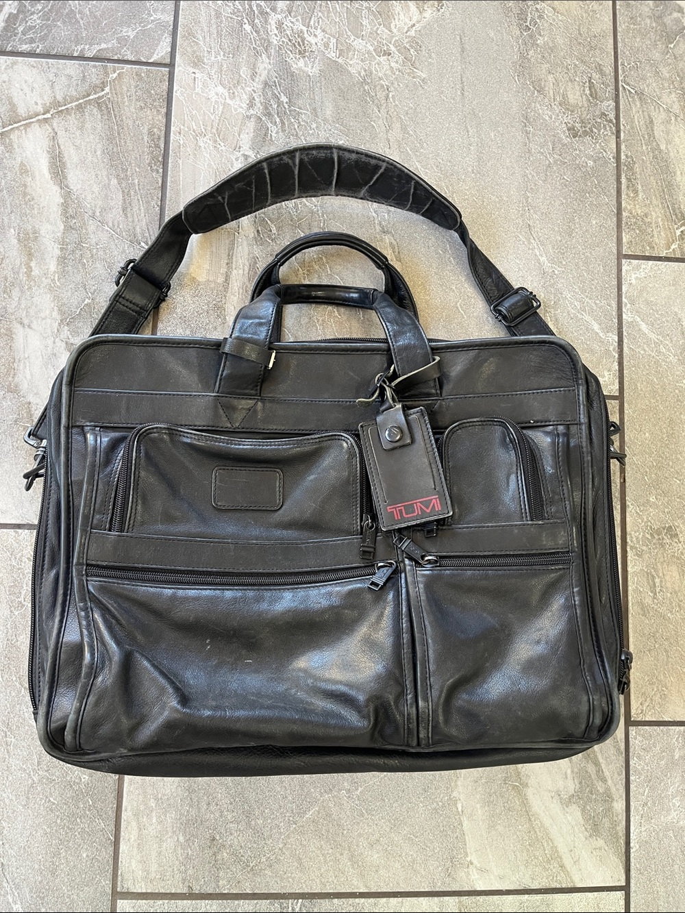 🖤 Tumi Alpha Leather Briefcase Laptop Bag Messenger Black Travel